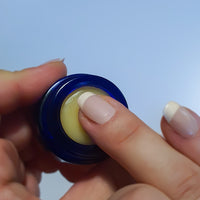 How to use solid perfume